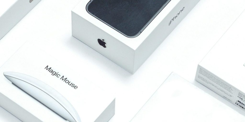 This article helps iPhone 16 Pro Max owners pick the right MagSafe case by explaining the phone's new requirements—most notably the Camera Control button and st...
