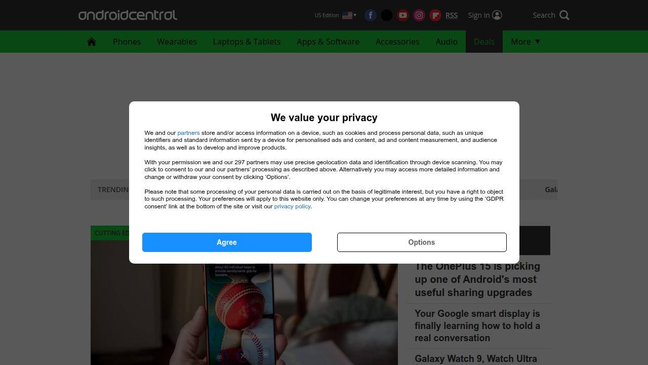 Screenshot of the Android Central website, a comprehensive resource for Android news, reviews, and launcher comparisons.