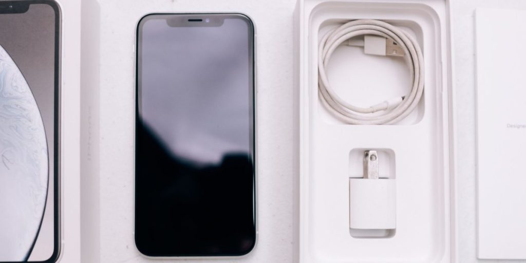 This guide explains why a refurbished iPhone 14 Pro Max can be a smart, budget‑friendly buy in 2026 and walks you through everything you need to know before pur...